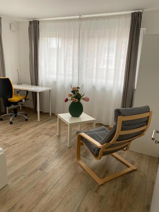 Ferienwohnungen Lamisto Am Waldesrand Neckartenzlingen Eksteriør bilde
